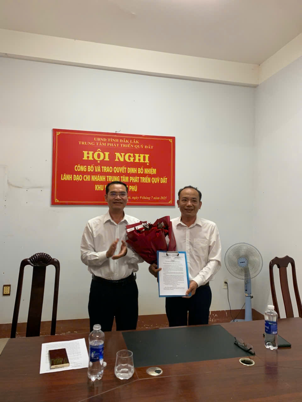 anh 2 bài 3